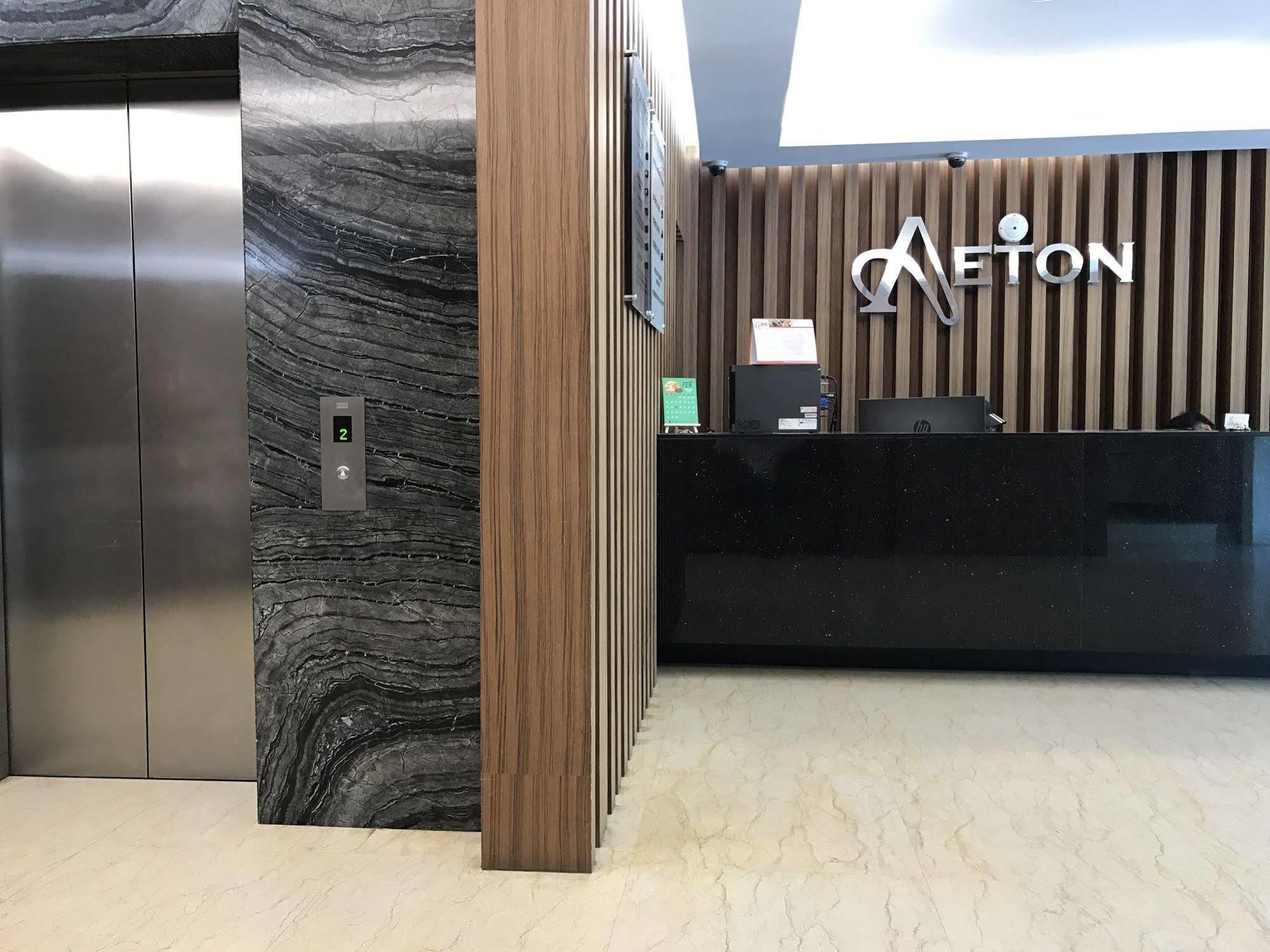 Aeton Hotel Nilai Exterior photo